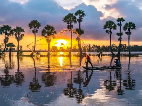 Say lòng trước vẻ đẹp của miền Tây mùa nước nổi khi tiết trời sang thu